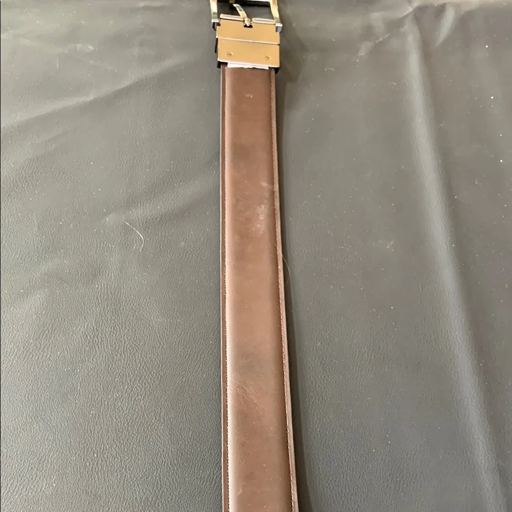 SwissGear Men’s Black Brown Reversible Belt Silver Buckle